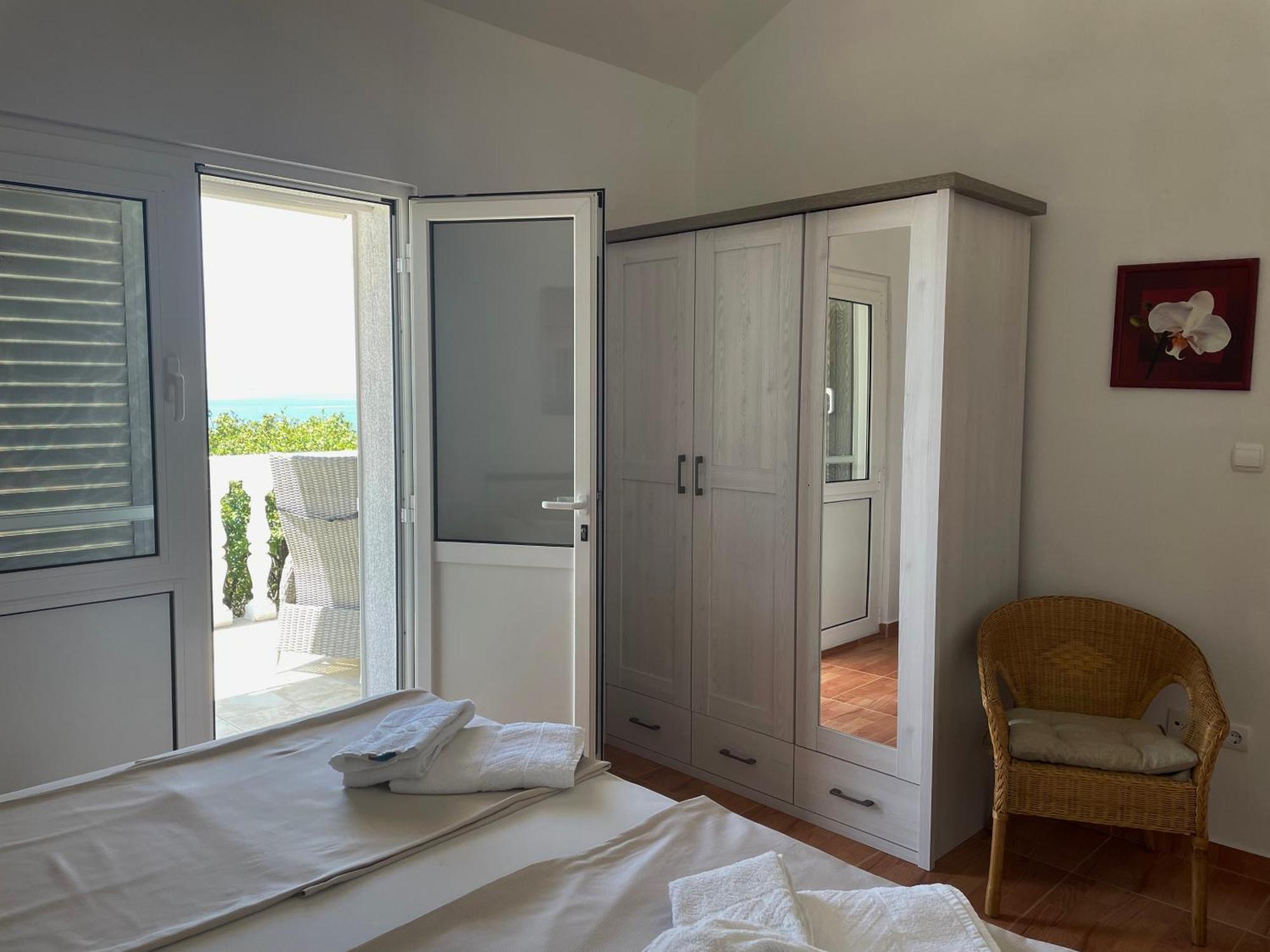 Mamma Mii, Baric Draga Stunning View, 30M To The Sea Apartment Exterior photo